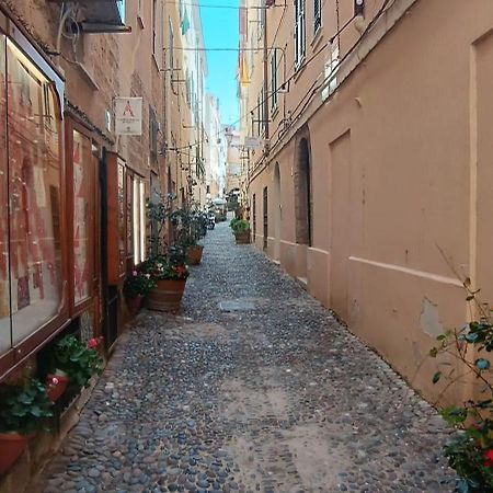 Appartamento In Centro Storico Alghero Buitenkant foto